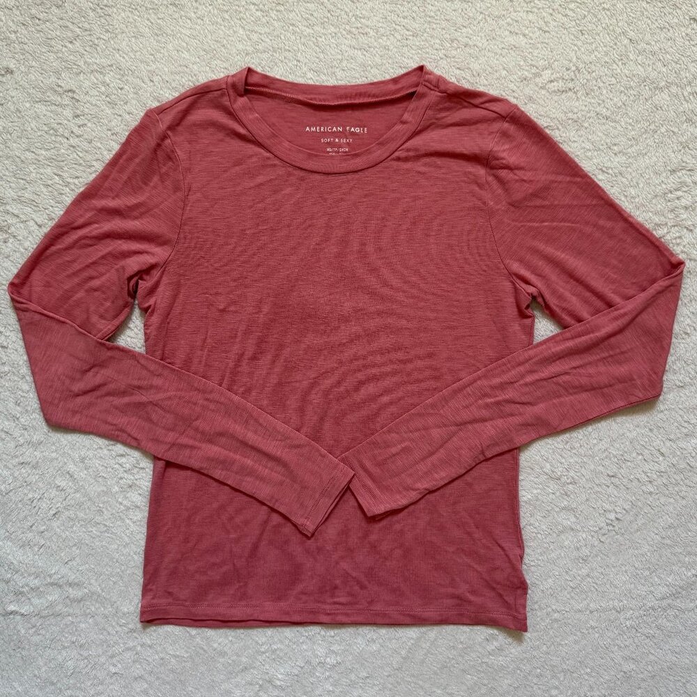 American Eagle Pink Long-Sleeve Tee